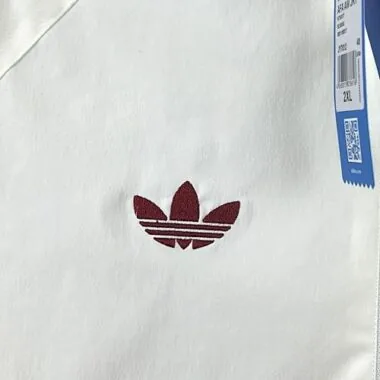 2026 España: chaquetas cortavientos, camisetas de fútbol baratas para el Mundial, venta al por mayor en Yupoo