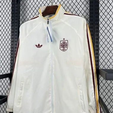 2026 España: chaquetas cortavientos, camisetas de fútbol baratas para el Mundial, venta al por mayor en Yupoo