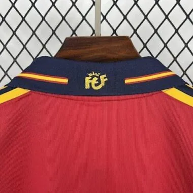 1998 Retro Spain Home Kit Cheap Football Jersey Wholesale Yupoo