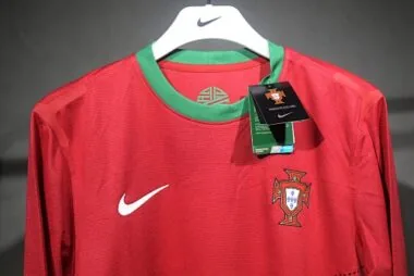2012 Retro Player Portugal Home Kit Long Sleeve Cheap Football Jersey Wholesale Yupoo