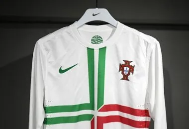 2012 Retro-spelersshirt Portugal uittenue met lange mouwen – goedkoop voetbalshirt groothandel Yupoo