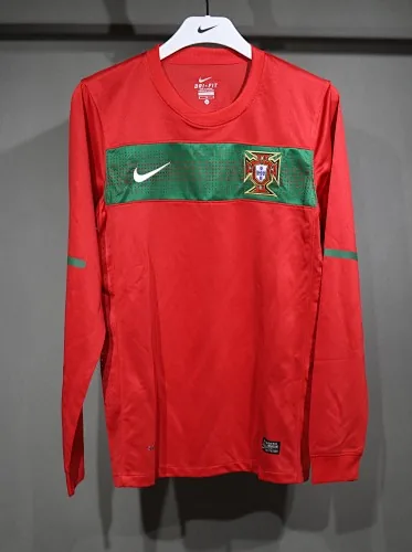 2010 Retro Player Portugal Home Kit Long Sleeve Cheap Football Jersey Wholesale Yupoo