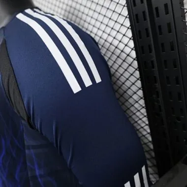 Camiseta de manga larga de la selección de Japón para la temporada 2024-25 (versión para jugadores)