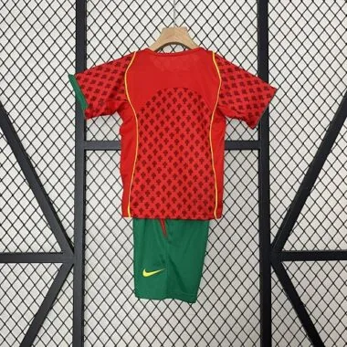 2004 Portugal Home Retro Kid Kits Youth Apparels AAAAJersey Wholesale Yupoo