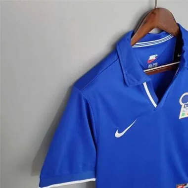 1998 Italy home