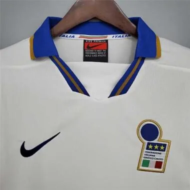 1996, trasferta in Italia