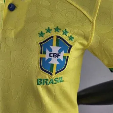 2022 Brazil home kids kit