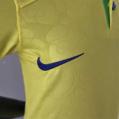2022 Brazil home kids kit