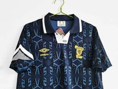 92-93 Scotland home