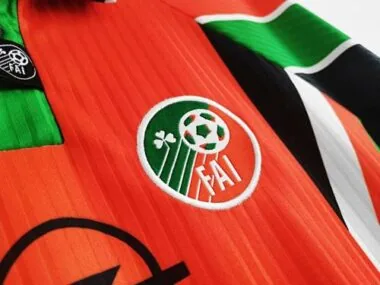 1997-98 Retro Ireland Away Kit Cheap Football Jersey Wholesale Yupoo
