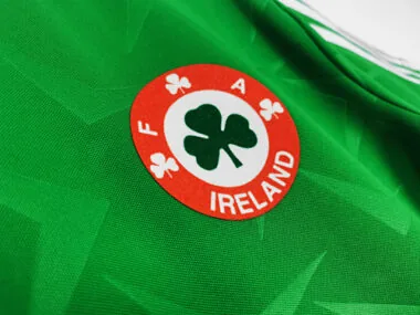 1990 retro Ireland thuis Kit voetbalshirt albumfoto 9