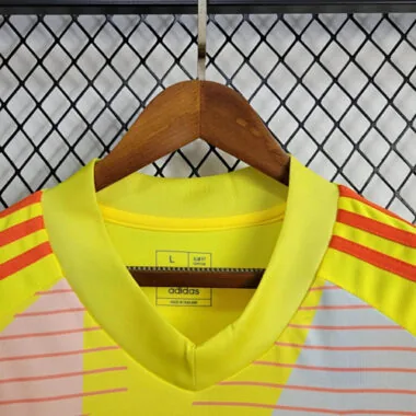 Equipamento amarelo de guarda-redes do México para 2024