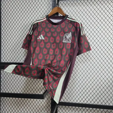 Equipamento de casa do México para 2024