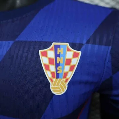 Camisa da Croácia para jogos fora de casa de 2024, versão de jogador – Fornecedor: Yupoo