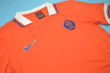 97-98, Países Bajos (local)