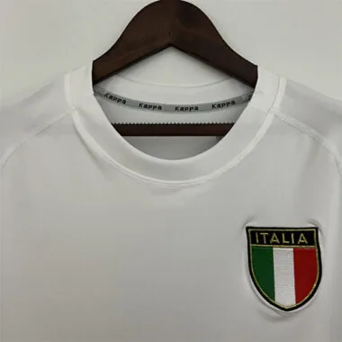 2000 Italy away white