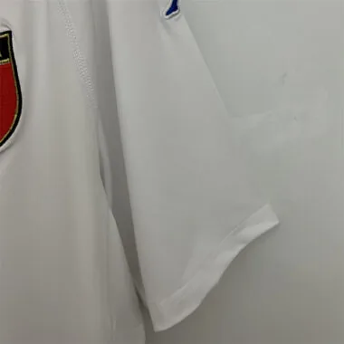 2000 Italy away white