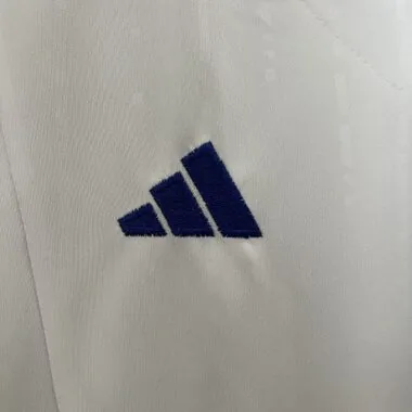 Equipamentos infantis da Itália para jogos fora de casa de 2024