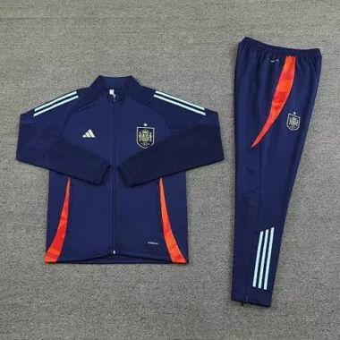 Equipaciones de manga larga de España 2024: trajes con chaqueta azul marino
