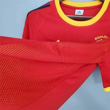 2002 Spain home red