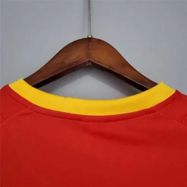 2002 Spain home red