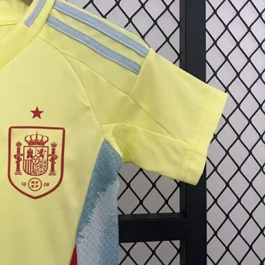 Camisolas de futebol infantis da seleção espanhola para jogos fora de casa de 2024