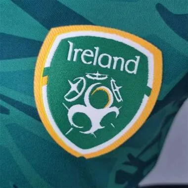 2022 Ireland home kids kit