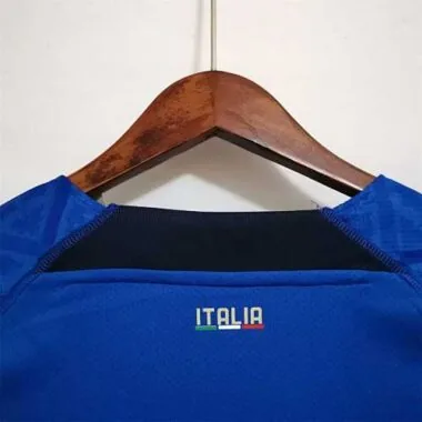 2022 Italy home1684421251000