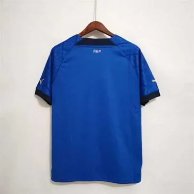 2022 Italy home1684421251000