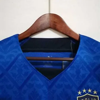 2022 Italy home1684421251000