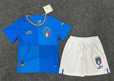 2022 Italy home kids kit