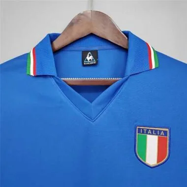 1982 Italy home