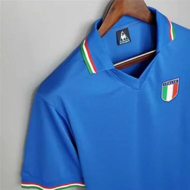 1982 Italy home