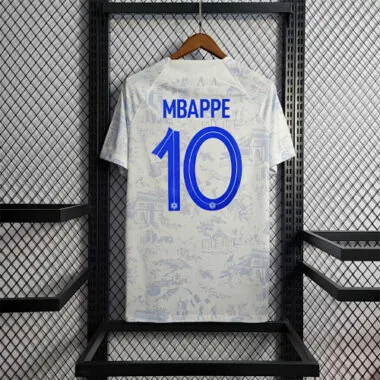 2022 France away