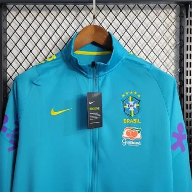2223 Braziliaans blauw jasje