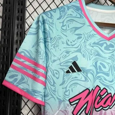 24-25 Inter Miami Special Beach Edition-tenue roze en blauw