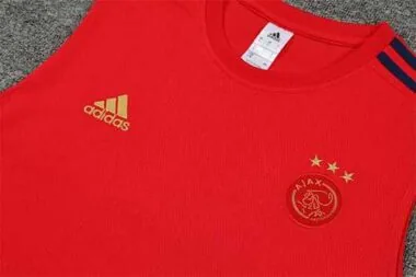 Equipación de entrenamiento Ajax 22-23 con camiseta sin mangas, color rojo