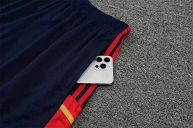 Equipación de entrenamiento Ajax 22-23 con camiseta sin mangas, color rojo