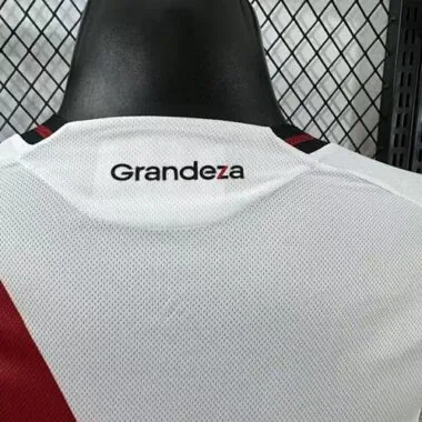 Maillot domicile River Plate à manches longues pour 25-26 joueurs, tailles S à 2XL – Maillots de foot pas chers en gros chez Yupoo