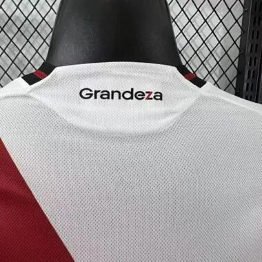 25-26 Player River Plate Home Long Sleeve Kit S-2XL Cheap Football Jersey Wholesale Yupoo