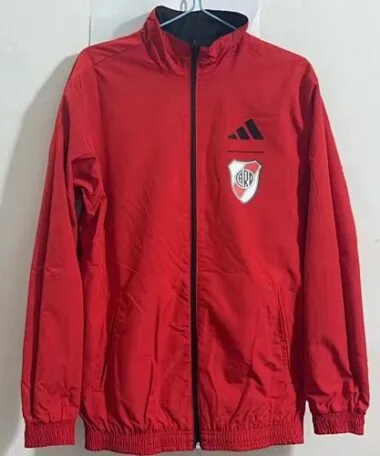 23-24 River Plate: ambas chaquetas cortavientos de Yupoo