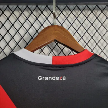 23-24 : River Plate, troisième à l'extérieur