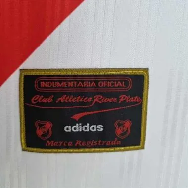 95-96 River Plate home