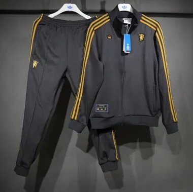 25-26 Manchester United Training Kits Tracksuits Jacket Cheap Football Jersey Wholesale Yupoo