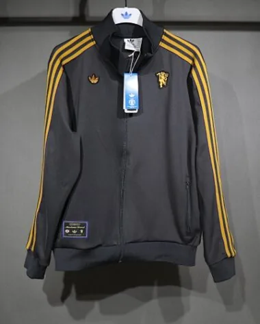 25-26 Manchester United Training Kits Tracksuits Jacket Cheap Football Jersey Wholesale Yupoo