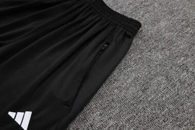 25-26 Manchester United Training Kits Polo Tracksuits Cheap Football Jersey Wholesale Yupoo