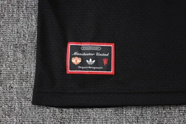 25-26 Manchester United Training Kits Polo Tracksuits Cheap Football Jersey Wholesale Yupoo