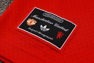 25-26 Manchester United Training Kits Polo Tracksuits Cheap Football Jersey Wholesale Yupoo