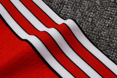 25-26 Manchester United Training Kits Polo Tracksuits Cheap Football Jersey Wholesale Yupoo
