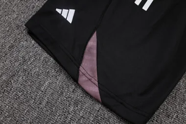 25-26 Manchester United Sleeveless Training Kits Tracksuits Cheap Football Jersey Wholesale Yupoo